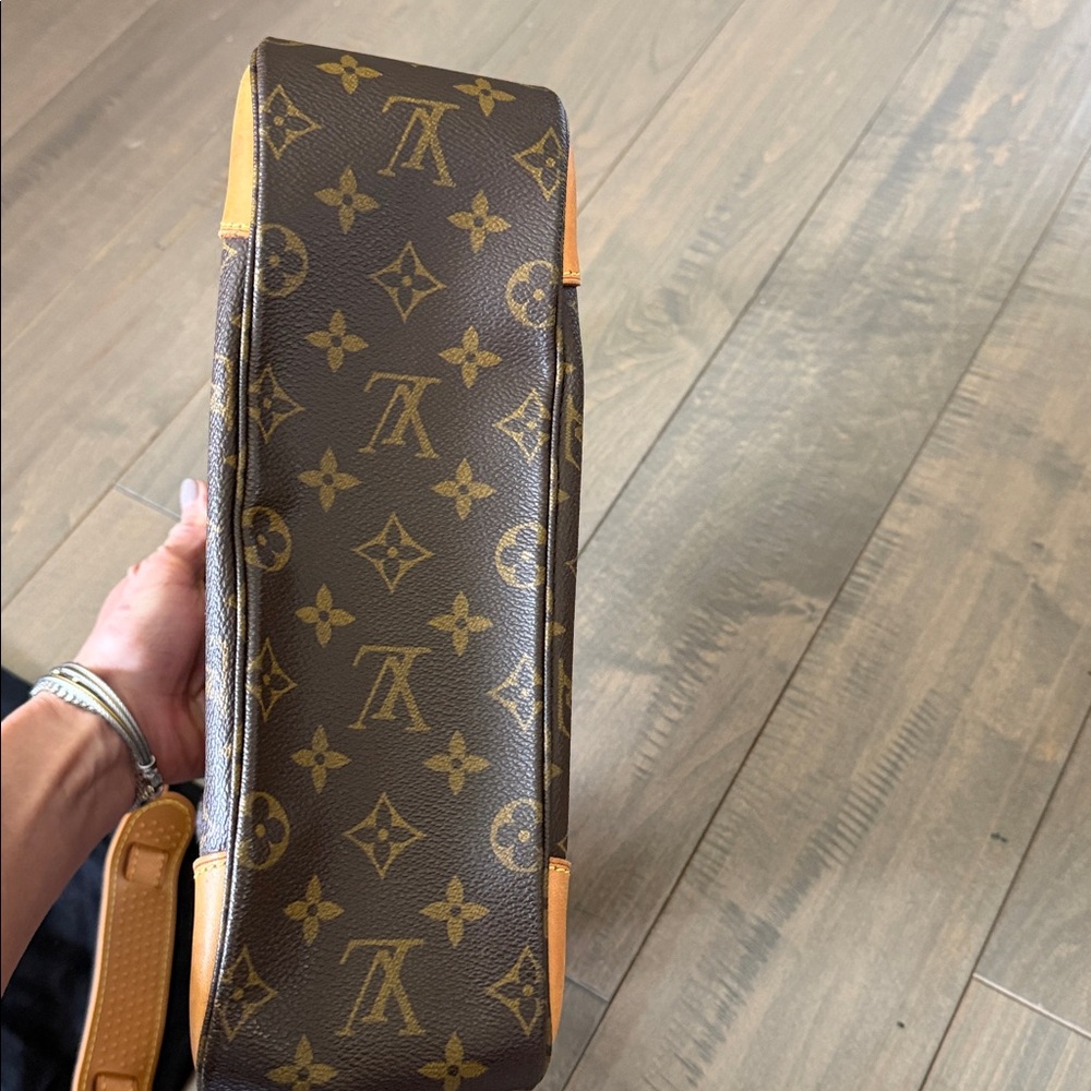 Louis Vuitton Monogram Boulogne Shoulder Bag - Brown/Gold Trim - Picture 5 of 14